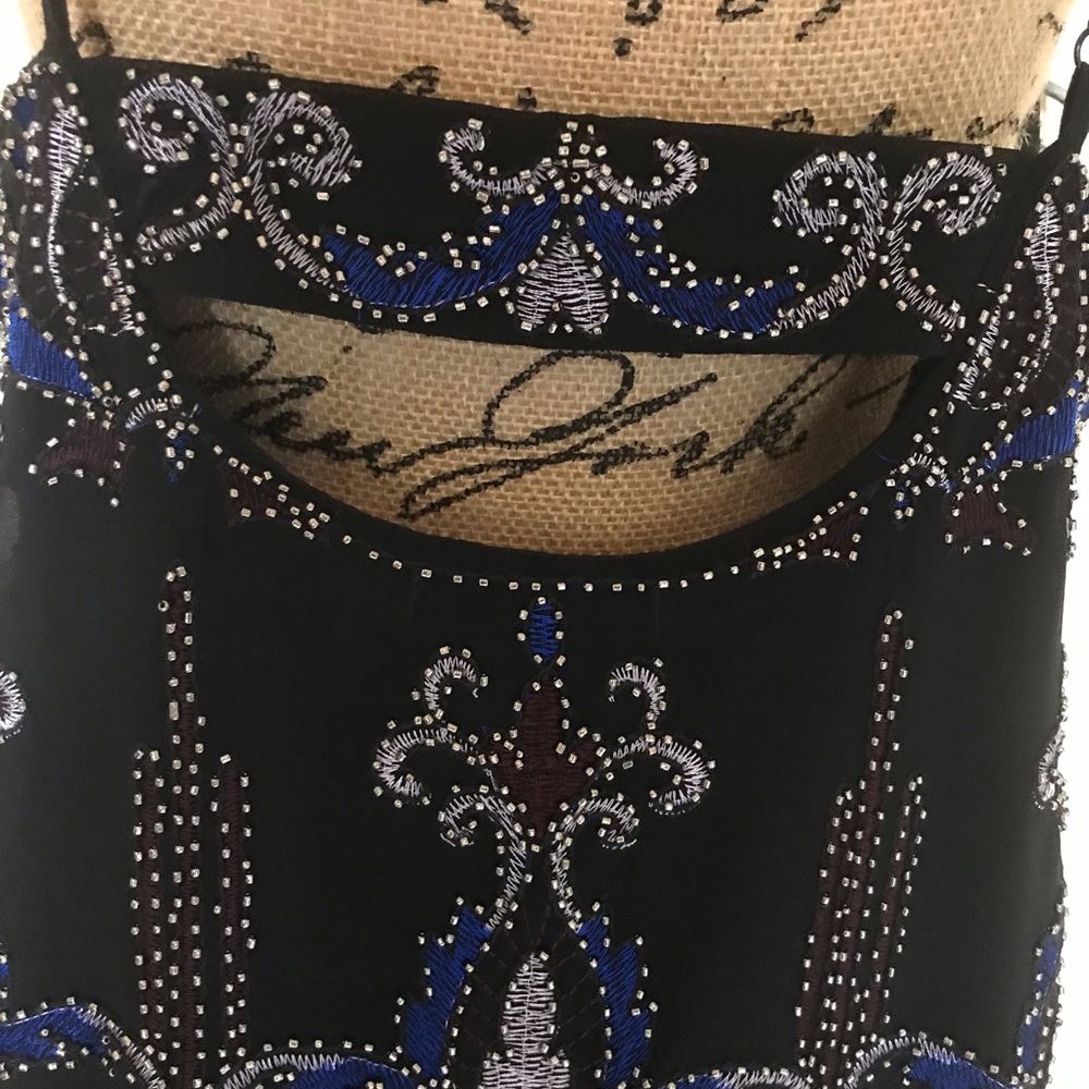 BEADED DRESS  🖤 - Picture 7 of 8